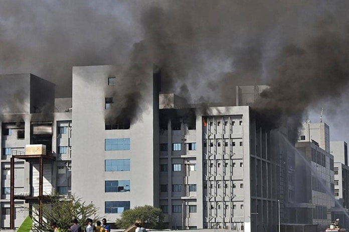 حريق في أكبر معهد