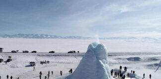بركان جليدي كازاخستان