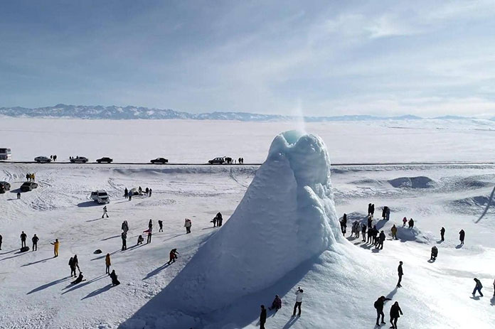 بركان جليدي كازاخستان