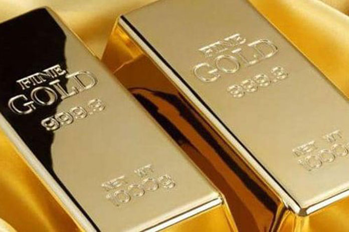 الذهب تراجع 4ر0 بالمئة