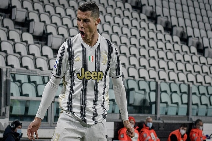 رونالدو يقود يوفنتوس للتغلب على كروتوني
