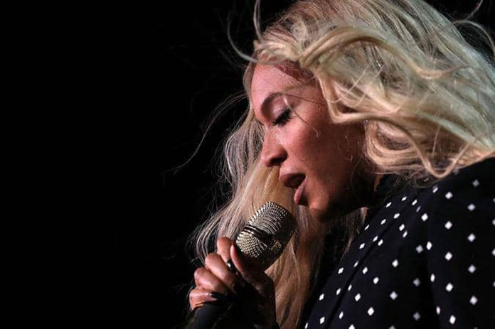 الفائزين بجوائز غرامي