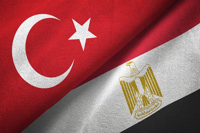 تطوير العلاقة بين القاهرة وأنقرة يتطلب مراعاة الأطر القانونية والدبلوماسية