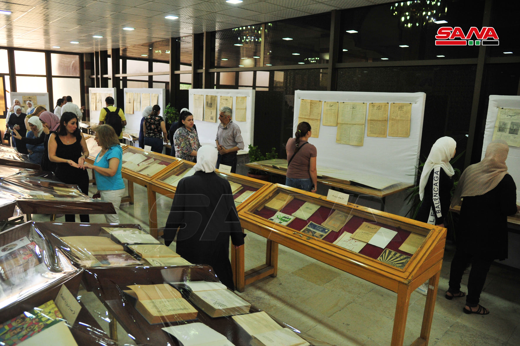 معرض لأرشيف مكتبة الأسد
