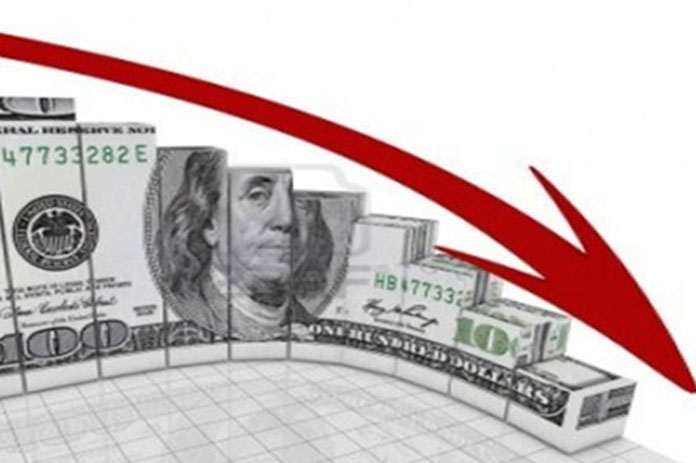 انخفاض الدولار