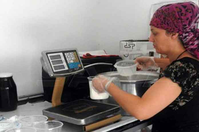 تجربة متميزة لوحدة التصنيع الغذائي في بلدة سليم بالسويداء