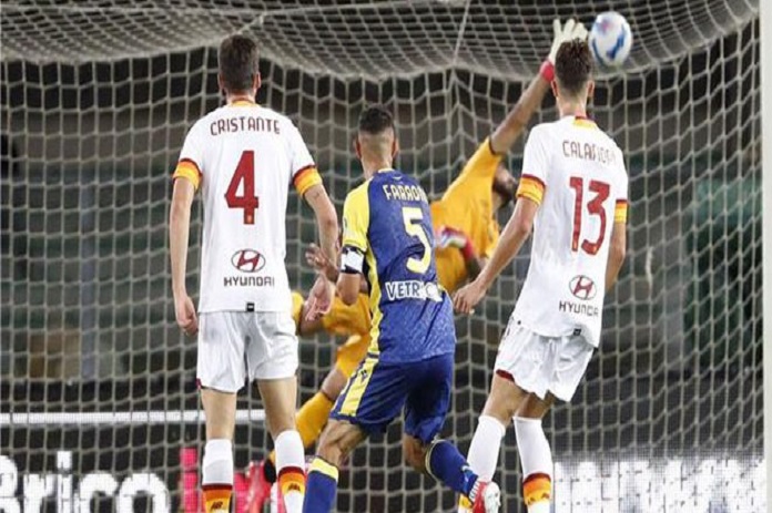 هيلاس فيرونا يفوز على روما في الدوري الإيطالي لكرة القدم