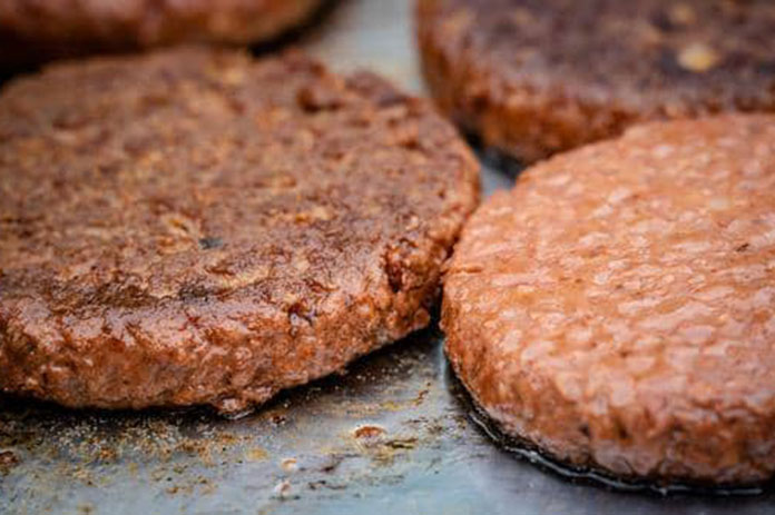 السكتة الدماغية وربطها بالدهون.. دراسة تكشف الحقيقة