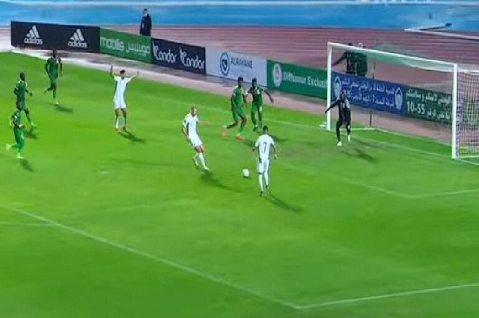 الجزائر تتأهل إلى الدور الحاسم من التصفيات الإفريقية المؤهلة لمونديال قطر