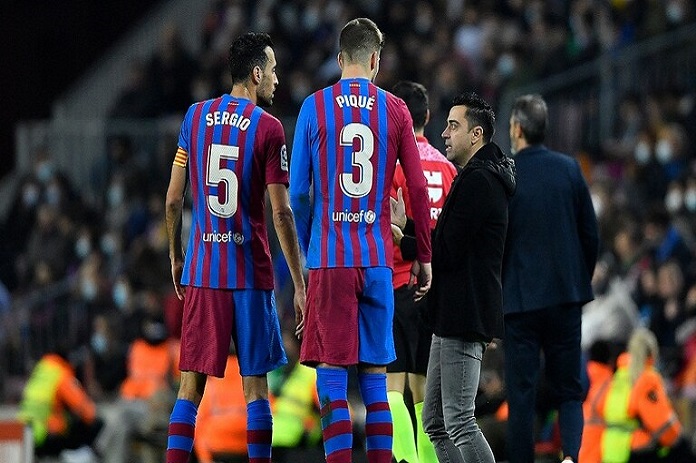 تشافي يعيد صخب الجماهير إلى مدرجات ملعب “الكامب نو”