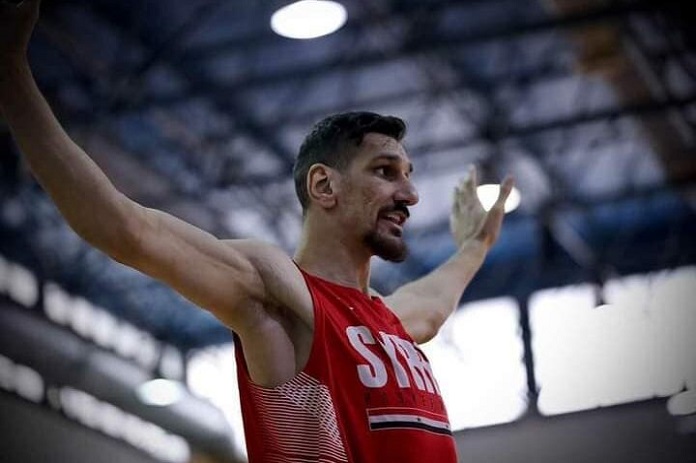 عملاق منتخب السلة الحموي عاد عن قرار اعتزاله