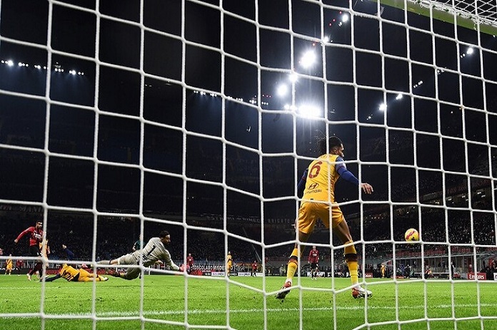 ميلان يروض “ذئاب” روما بقيادة “السبيشل وان”