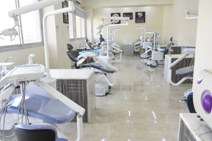 افتتاح العيادة التخصصية الجراحية لطلاب الدراسات العليا في”طب الأسنان”