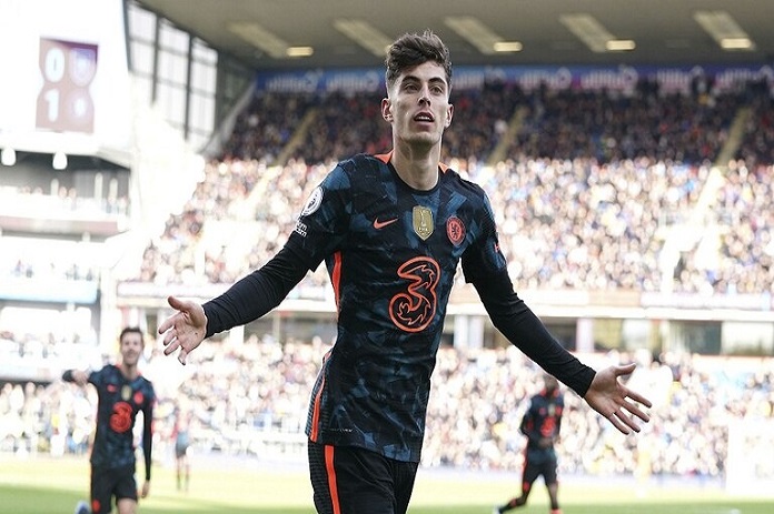 تشيلسي يكتسح بيرنلي في عقر داره