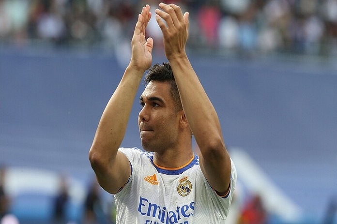 ريال مدريد يفكر في بيع نجمه البرازيلي كاسيميرو