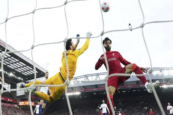 ليفربول يهدر نقطتين ثمينتين أمام توتنهام هوتسبير