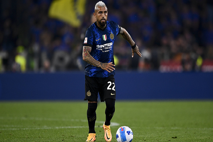 رسميا.. إنتر يعلن رحيل لاعبه التشيلي فيدال