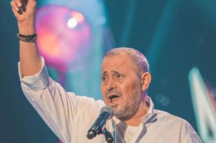 جورج وسوف يغني لاول مرة على المسرح بحضور ابنته “عيون”…فيديو مؤثر للغاية!