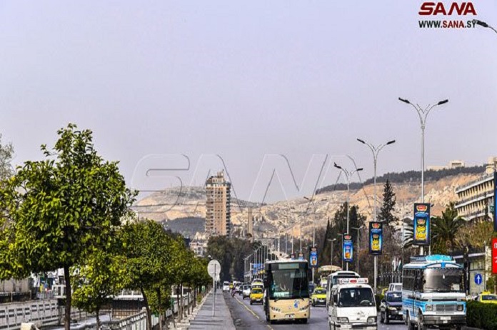 تزويد وسائط النقل العامة (السرافيس) بالمازوت يومي الجمعة والسبت