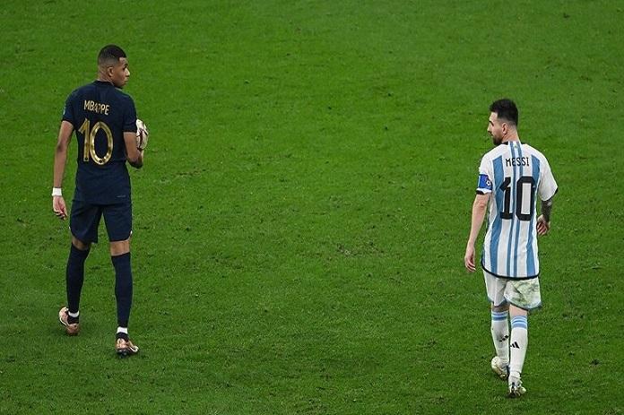 “أنا أو ميسي”.. مبابي يهدد بالرحيل عن “حديقة الأمراء” بسبب السخرية الأرجنتينية بعد نهائي مونديال قطر
