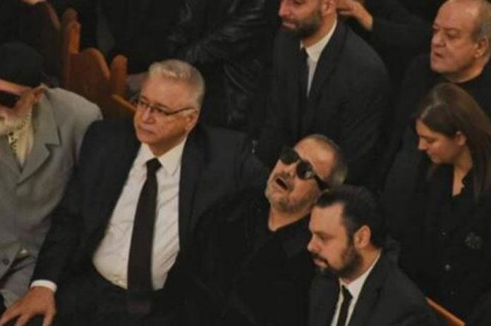 فيديو – جورج وسوف ينهار بالكامل أمام ضريح إبنه والصدمة كبيرة جداً