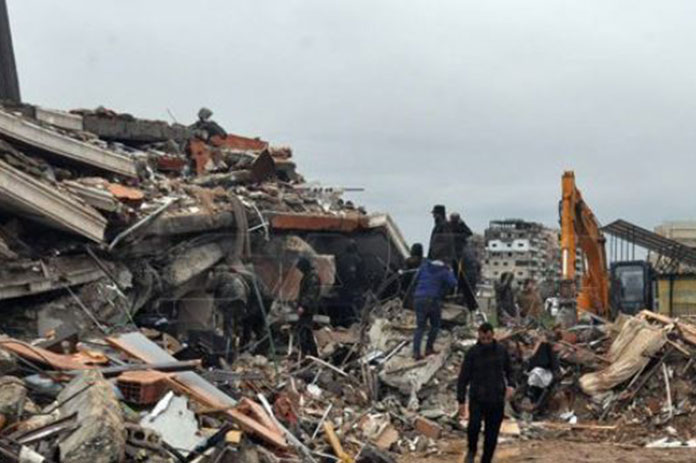 254 حالة وفاة و 171 إصابة جراء الزلزال في اللاذقية