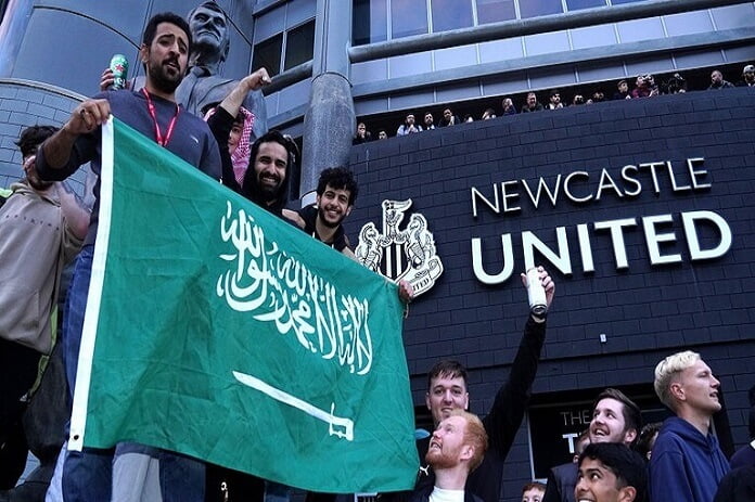 فوز نيوكاسل على مانشستر يونايتد