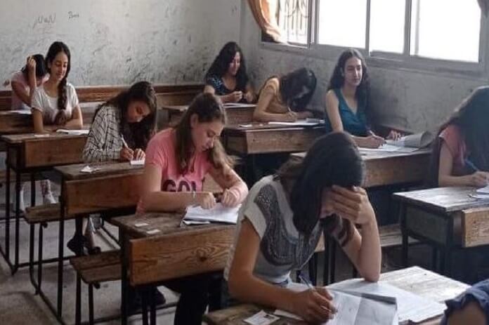 12 محاولة غش بامتحانات الرياضيات والفلسفة لطلاب الثانوية