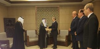 المقداد يتقبّل نسخة من أوراق اعتماد السفير الإماراتي في دمشق