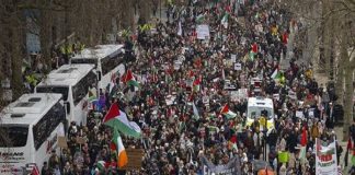 ‏مظاهرات حاشدة في عشرات العواصم والمدن حول العالم للمطالبة بوقف العدوان الإسرائيلي على غزة