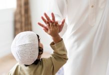 ما هي العوامل التي تحدد إمكانية صيام الاطفال في رمضان