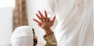 ما هي العوامل التي تحدد إمكانية صيام الاطفال في رمضان