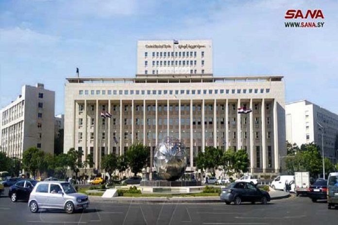 المصرف المركزي يؤكد على ضرورة التزام جميع المصارف العاملة بضوابط استلام وتسليم الأموال