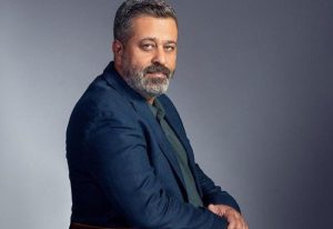 "تحت سابع أرض" 