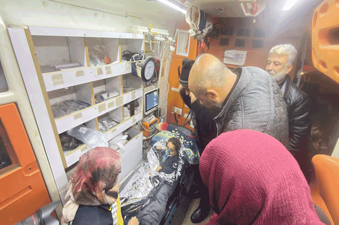 الدفاع المدني: إنقاذ طفلة سقطت في بئر بريف إدلب بعد عملية استمرت 11 ساعة